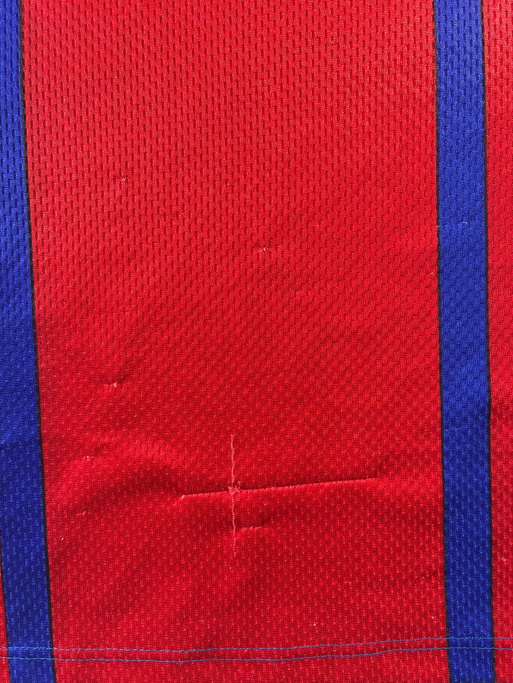 Condition detail on 1997/98 FC Barcelona Kappa home shirt