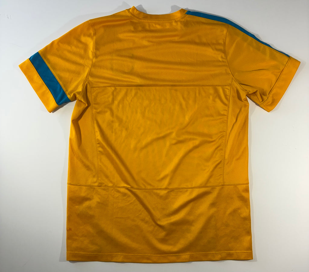 2011/12 FC Barcelona Nike training shirt back, size Large