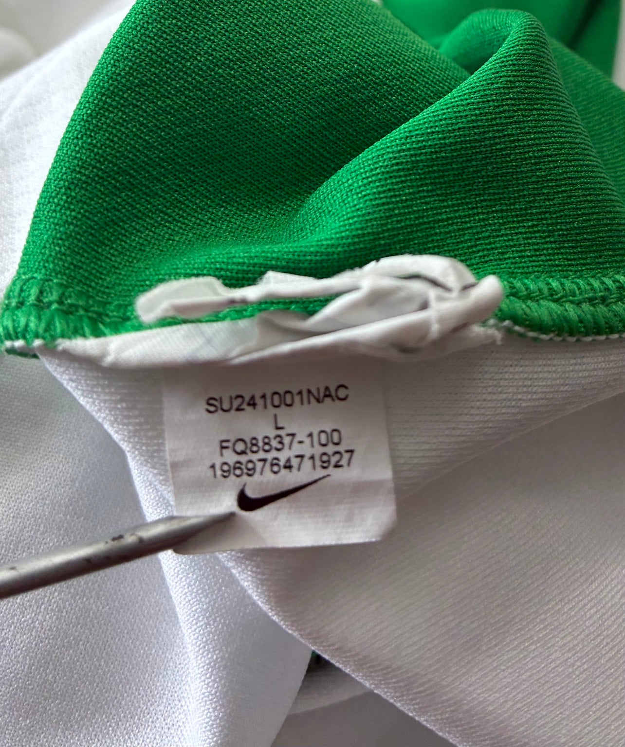 Nigeria 2024-25 Nike home shirt size Large product tag FQ8837-100
