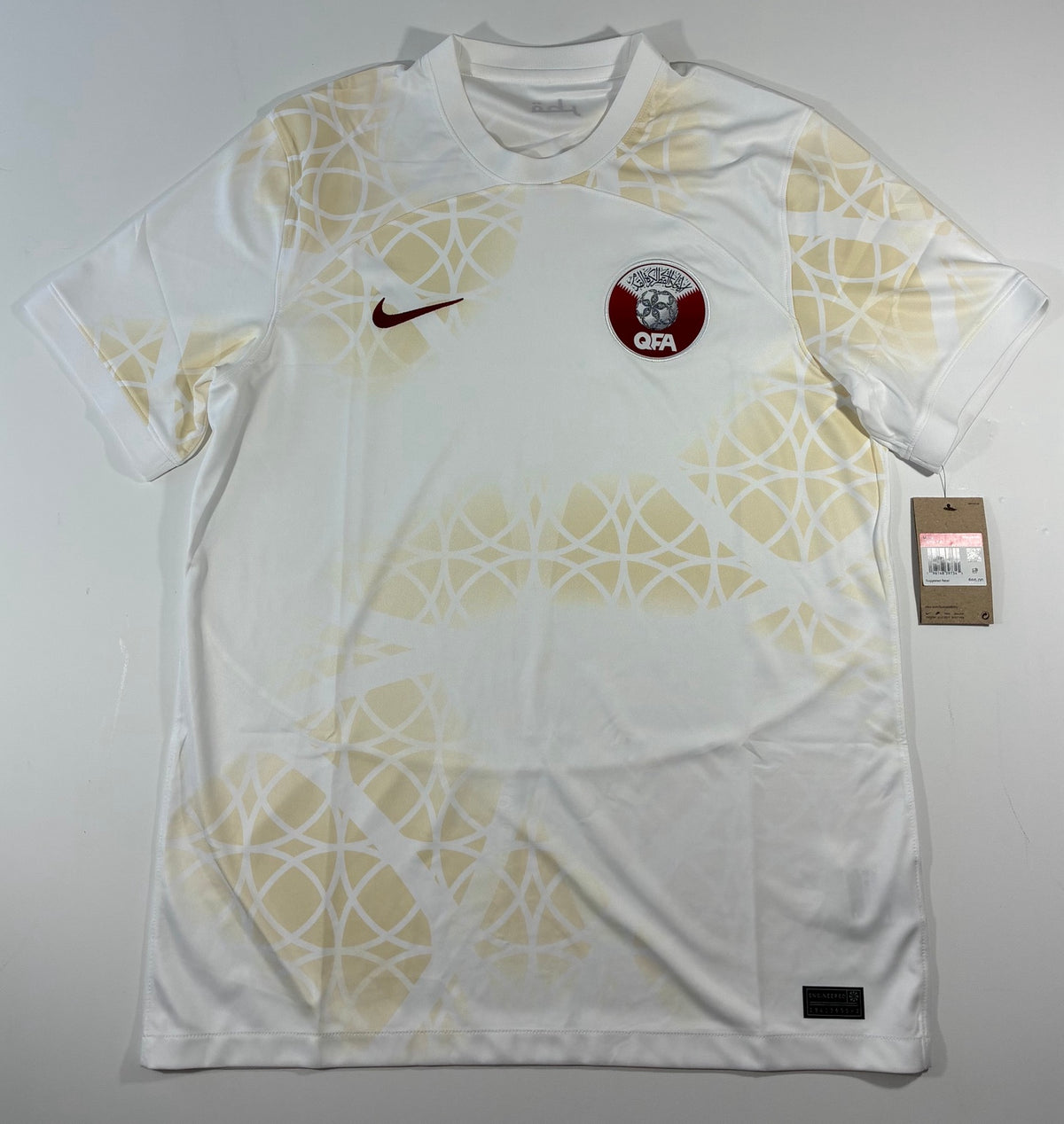 Qatar 2022 away Nike football shirt BNWT size Large front